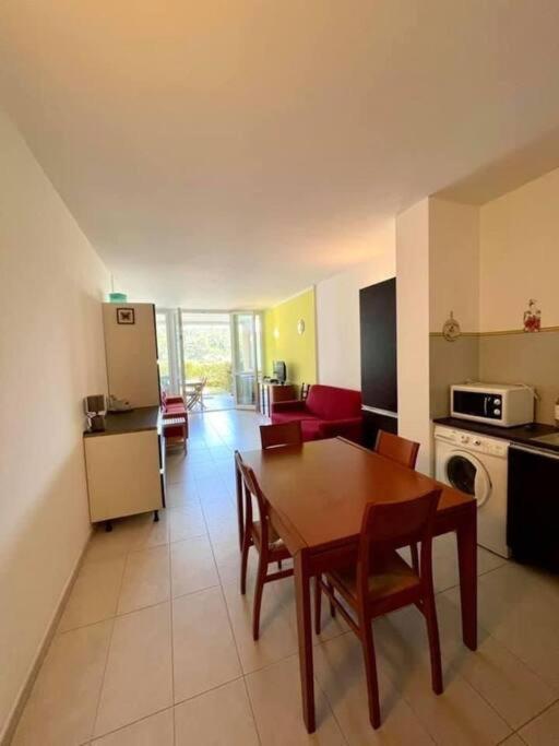 Casa Vacanze Luna 2 Vallecrosia Exteriör bild